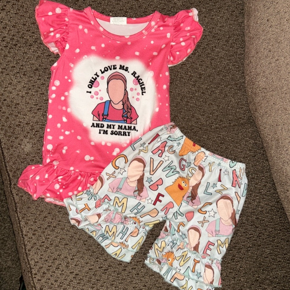 Ms Rachel outfit.